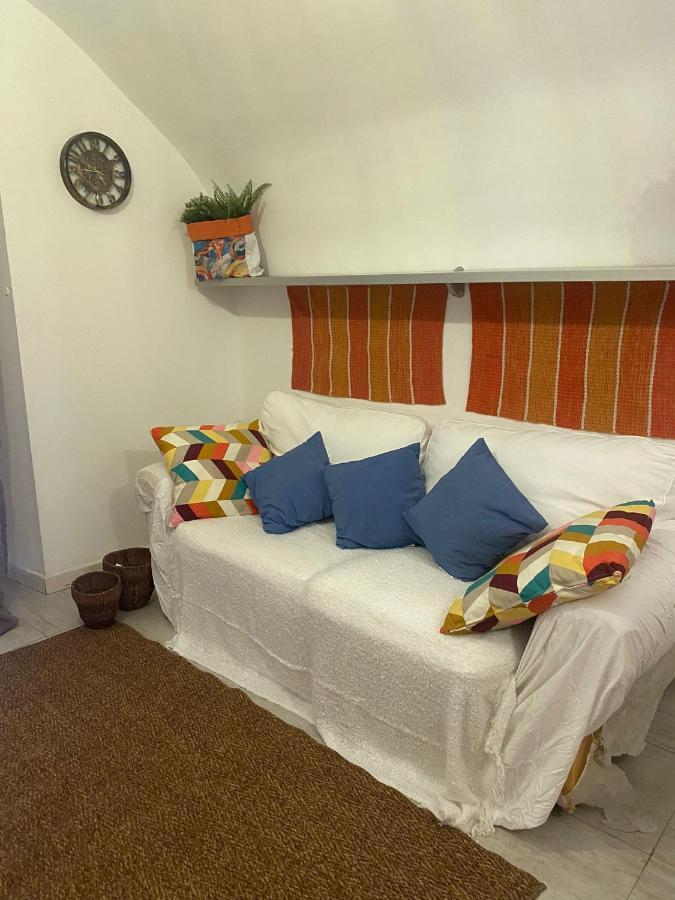 Family Home Napoli Bagian luar foto